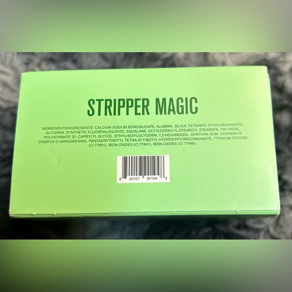 JEFFREE STAR COSMETICS Extreme Frost Highligter - Picture 4 of 15